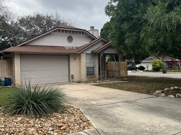 12102 Stoney Falls, San Antonio, TX 78247