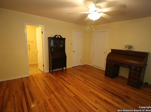 4th image of 11714 Sandman St
