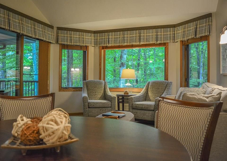 1st image of 4955 Landmark Cir #4222