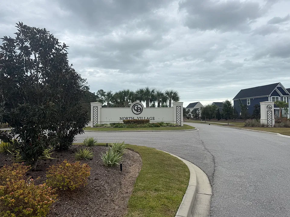 8808 Arcadius Dr