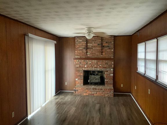 4th image of 333 Dreger Ave
