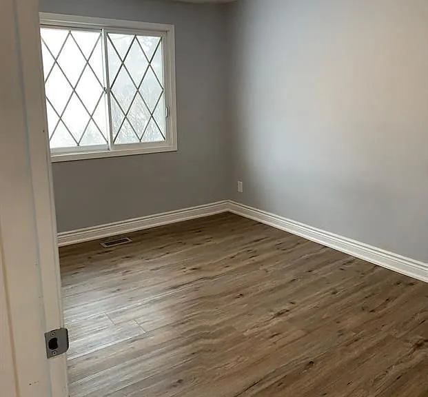 464 Sandlewood Rd — Photo 12