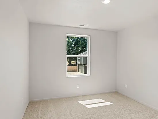 2629 Meadows Ln — Photo 23