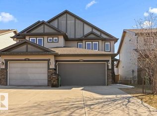 717 176th St SW, Edmonton, AB T6W 2G7