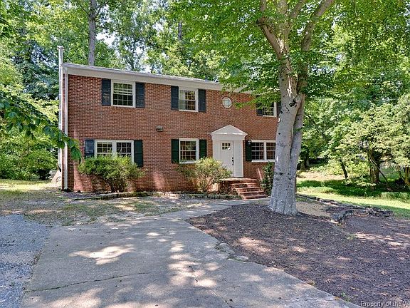 2nd image of 111 Druid Dr