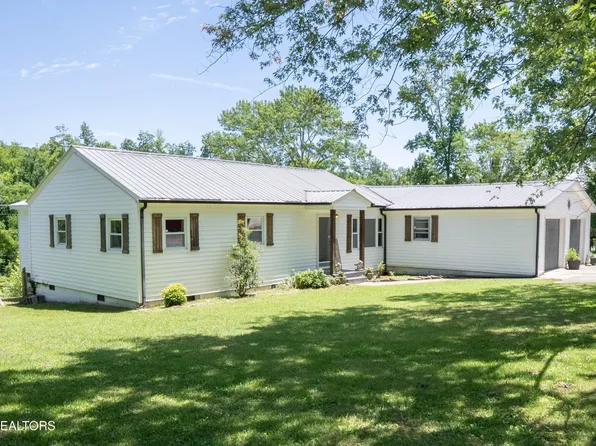 158 Cherry Bottom Rd, Caryville, TN 37714