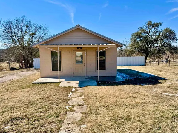 306 N West St, Burnet, TX 78611