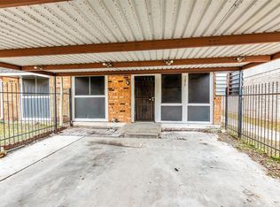 7879 Hamlet St, Houston, TX 77078