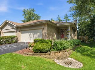 16555 Grants Trl, Orland Park, IL 60467