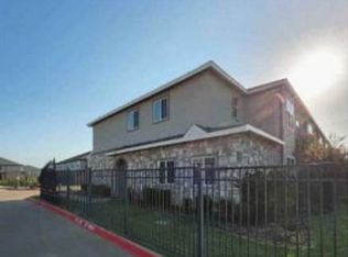1229 Summerset Ln, Burleson, TX 76028