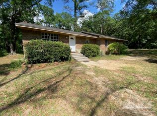 200 San Carlos Rd, Cantonment, FL 32533