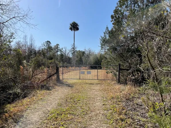  SW 105th Ave, Cedar Key, FL 32625