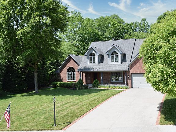 3rd image of 2554 Wayward Wind Dr