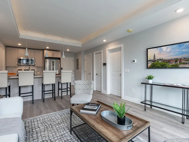 1222 N Marshall St — Photo 11