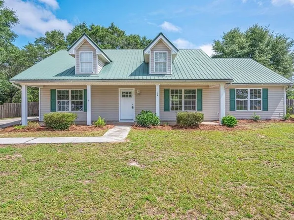 24 W Violet Ln, Defuniak Springs, FL 32433