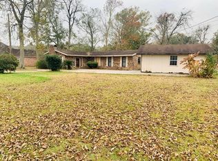 10425 Boudreaux Rd, Gonzales, LA 70737
