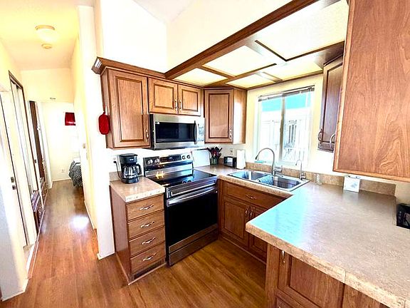 3rd image of 10442 N Frontage Rd #392