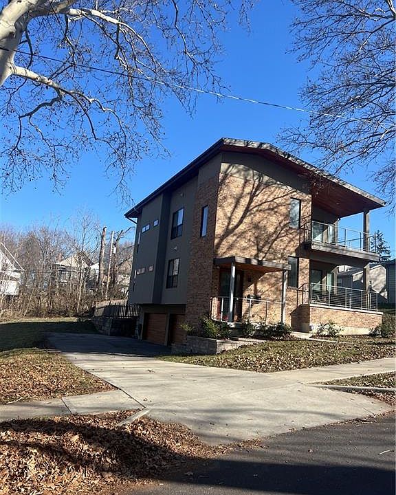 1st image of 3551 Bell St