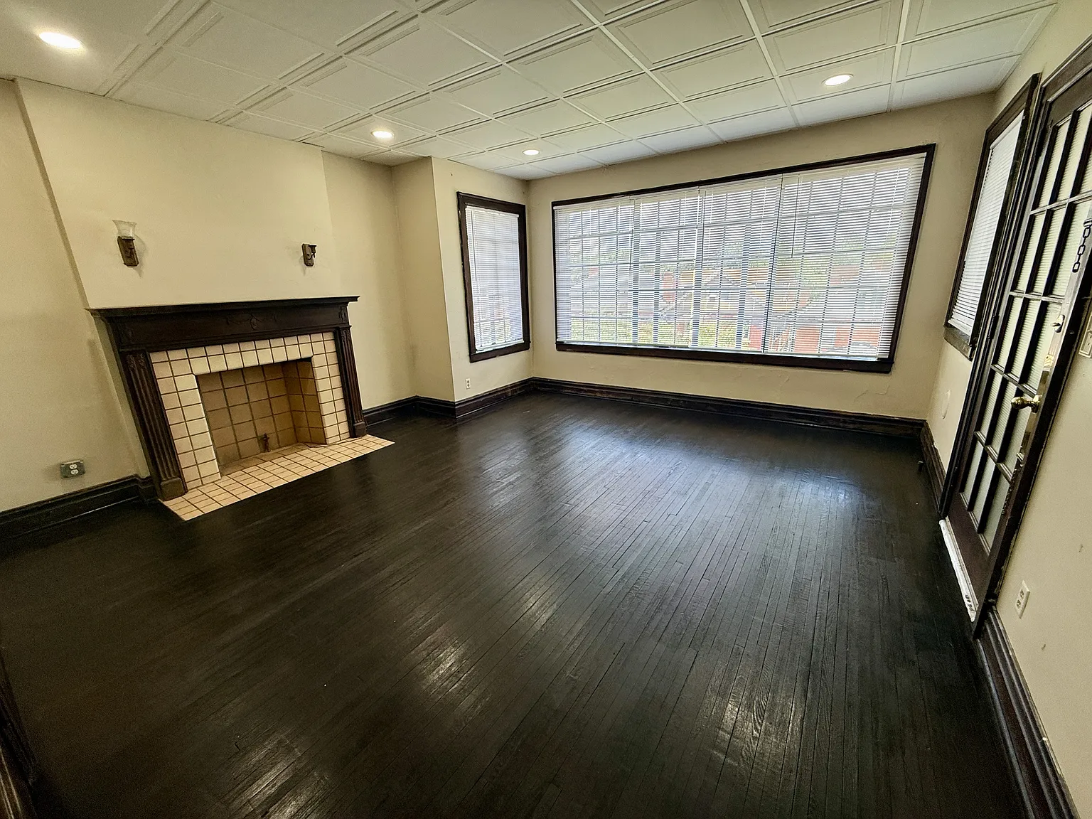 Grace Apartments 1029 10th Street/940 11th Avenue, Huntington, WV 25701 - 11 — Photo 1