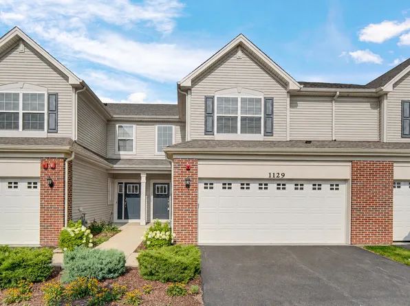 1129 Hawk Hollow Dr, Yorkville, IL 60560