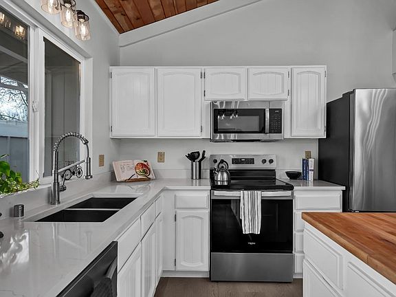 4th image of 1632 Arroyo Sierra Drive