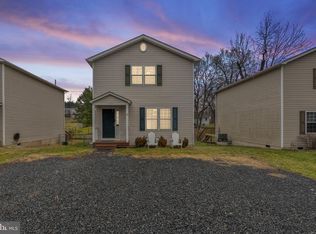 1172 Purcell Ln, Winchester, VA 22603