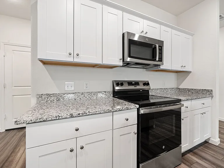 233 Berthe Ct — Photo 20