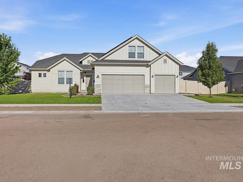 1st image of 13141 S Coquille River Ave
