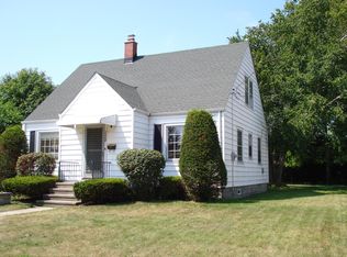 7728 10th Ave, Kenosha, WI 53143