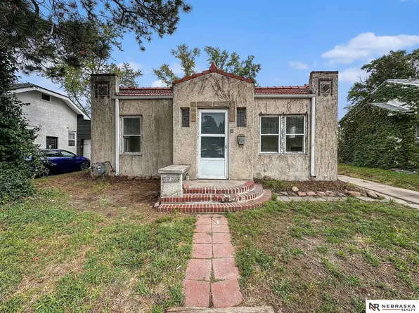 3228 Normal Blvd, Lincoln, NE 68506