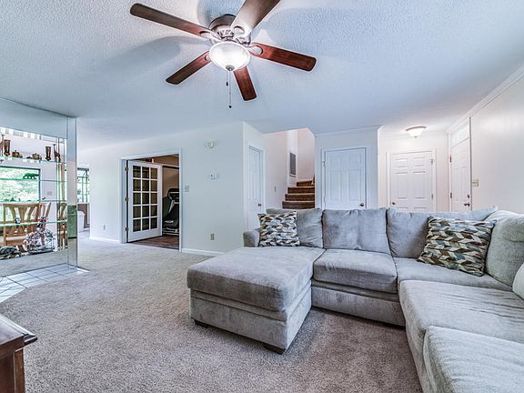 5th image of 8600 Olde Colony Trl APT 88