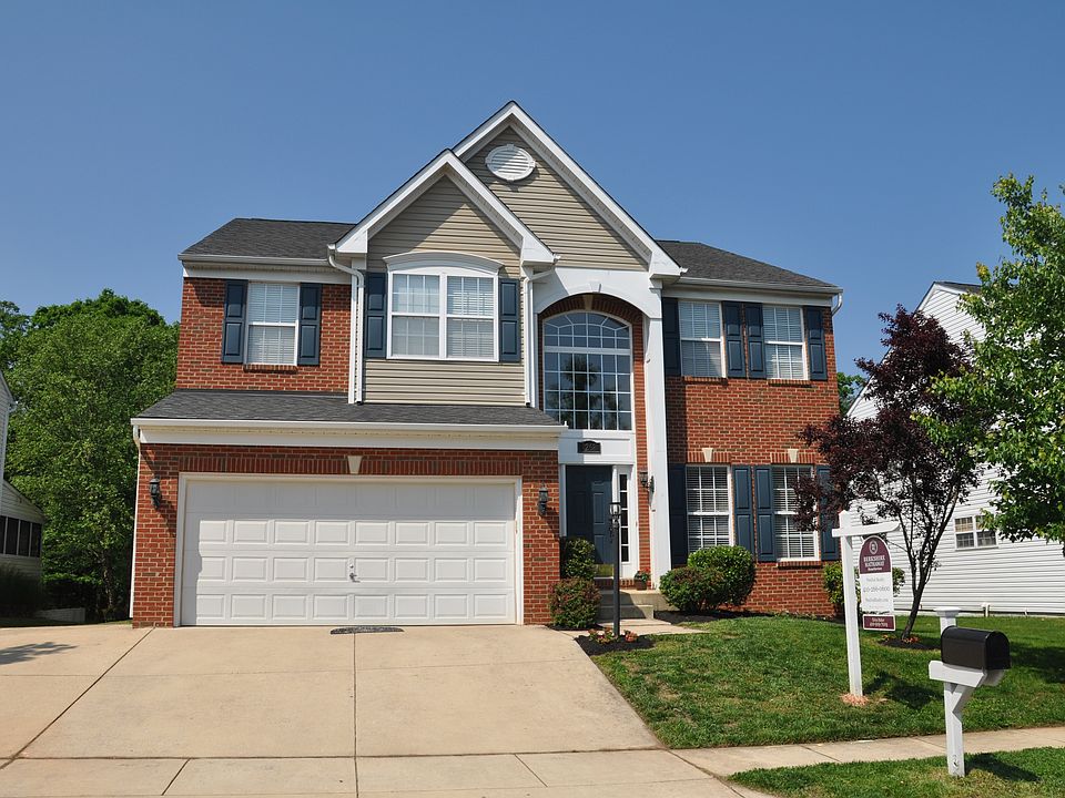 1st image of 1268 Colonial Park Dr