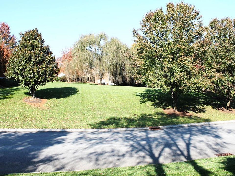 1st image of 1624 Alcott Manor Lane