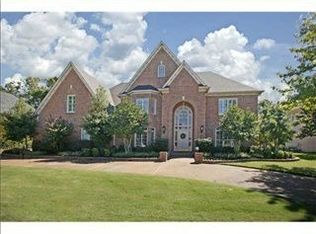 9451 Grove Trail Ln, Germantown, TN 38139