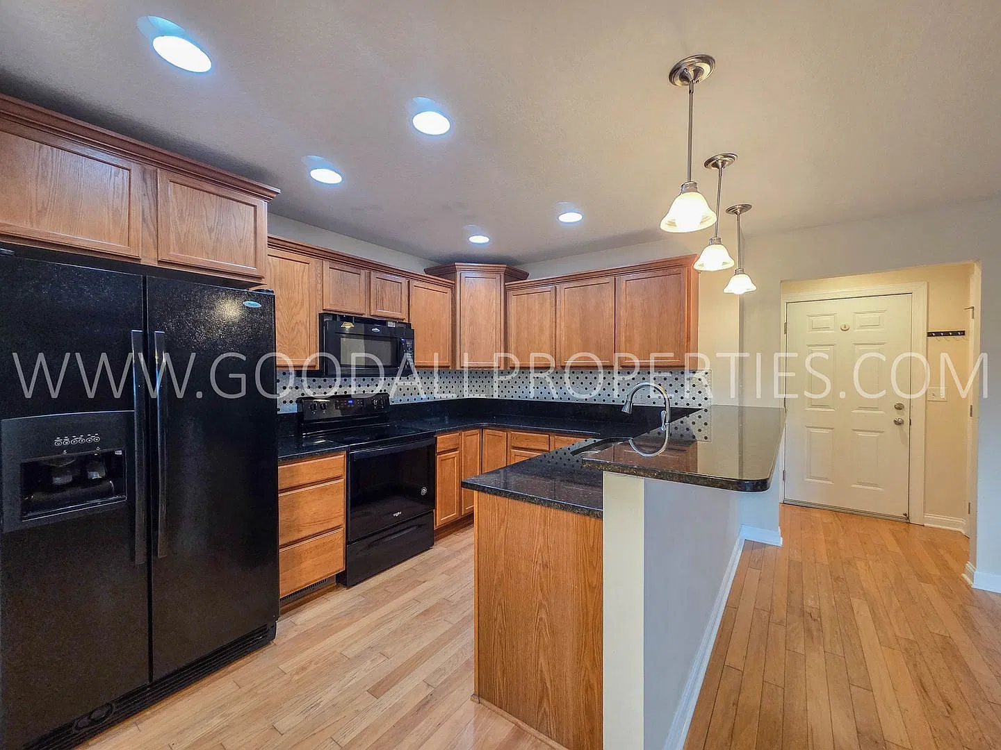 Spacious 3 Bedroom Waukee Townhome with Fenced Yard & 2-Car Garage! — Photo 2