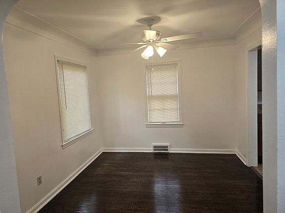 Dining 
room