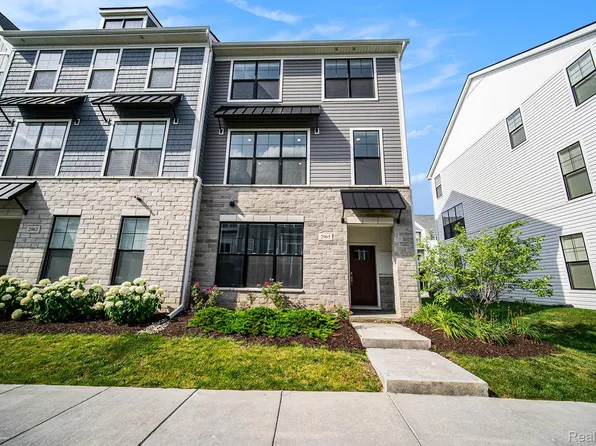 2965 Aughton Rd, Ann Arbor, MI 48105