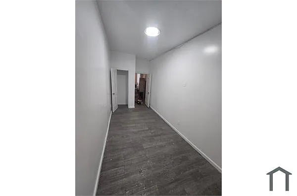 Building Photo - 387 E 152nd St #2