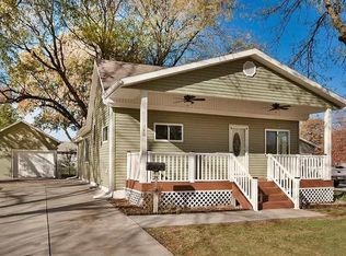 546 S Harrison St, Papillion, NE 68046
