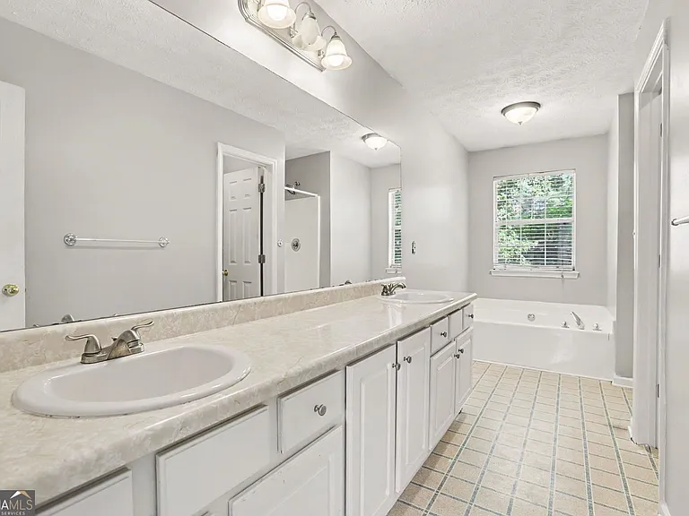 4394 Cross Ln — Photo 9