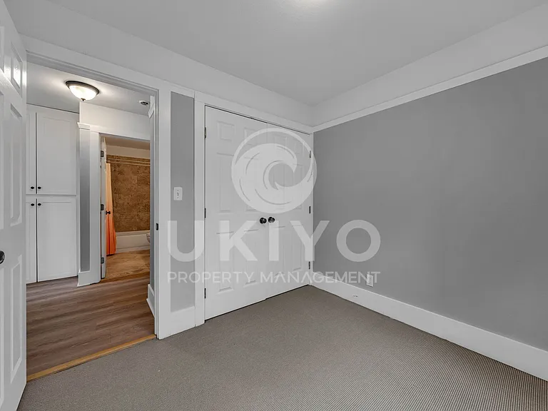 620 Alcatraz Ave #D — Photo 27