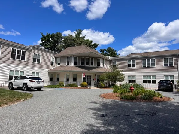 63 Central St APT 101, North Reading, MA 01864