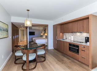 The Ritz-Carlton Residences Twr 2 - 383 Kalaimoku, Honolulu, HI 96815