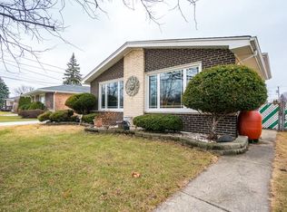 7528 S Octavia Ave, Bridgeview, IL 60455