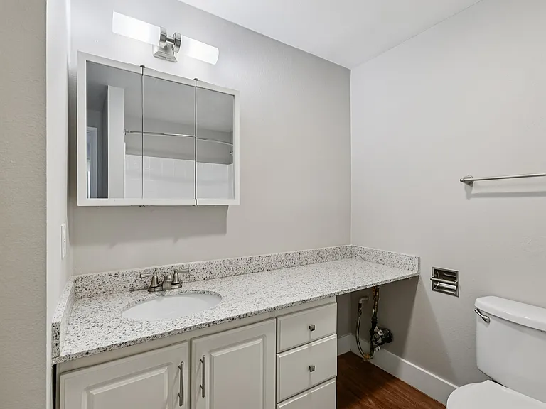 Campbell Run Apartments — Photo 30