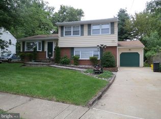 17 Kirk Ave, Ewing, NJ 08638