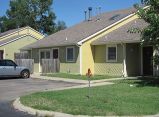 2832 Iowa St #B, Lawrence, KS 66046