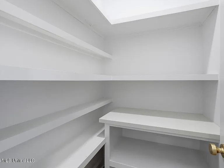 515 Portner Way — Photo 9