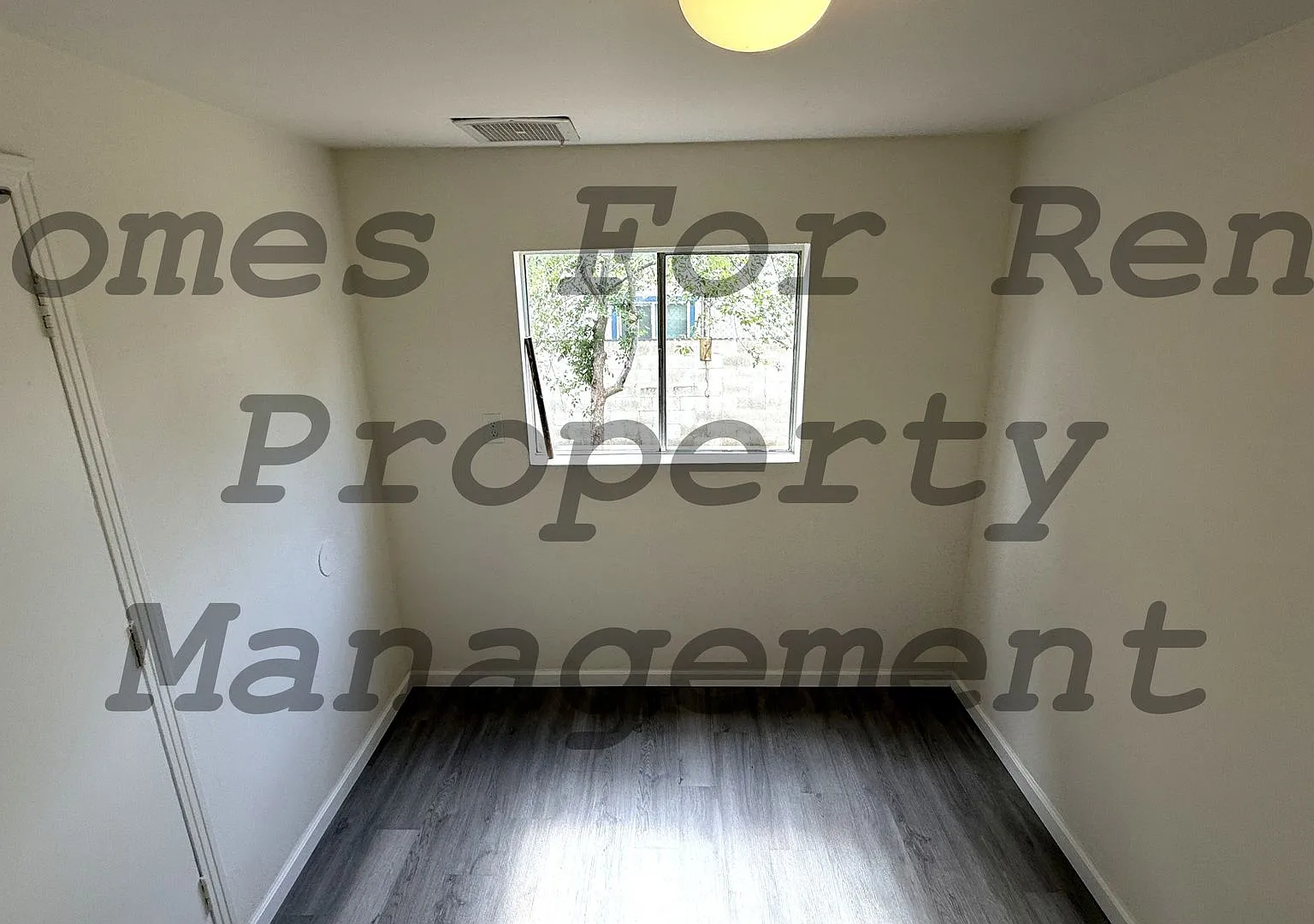 113 Harris Dr. — Photo 4