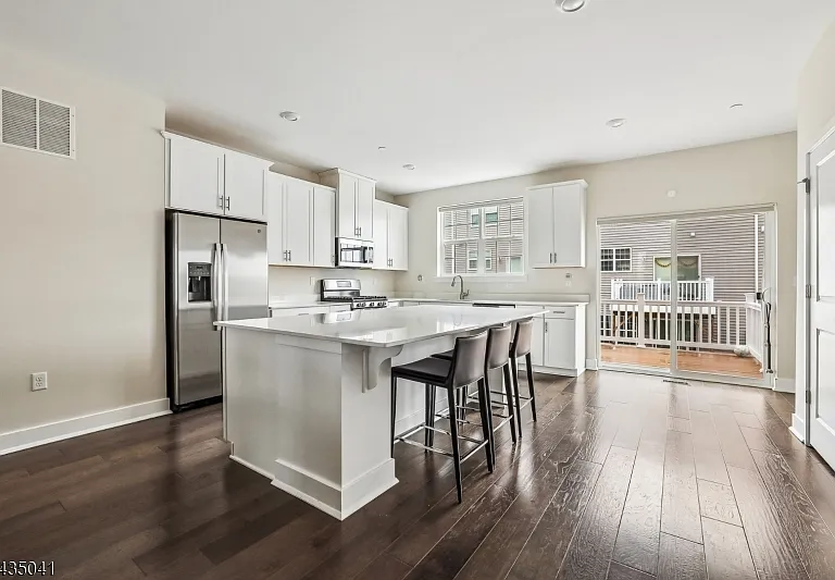 3 Coogan Ct — Photo 1